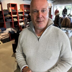 Seldom Troyer (100 % Schurwolle) Beige